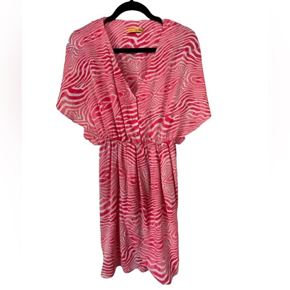 Alice + Olivia pink silk zebra dress w/flutter sleeves